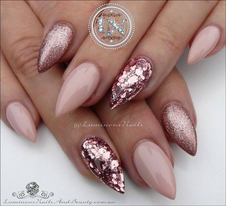 Ongles de mariée: 100 images de beaux ongles en gel et nail art!